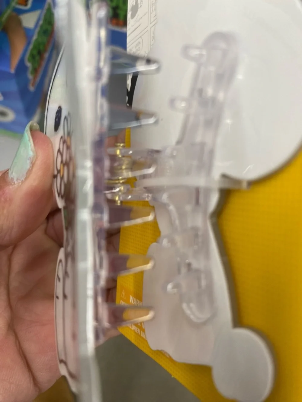 Peanuts Snoopy Daisy Bouquet Claw Clip - Picture 3 of 3